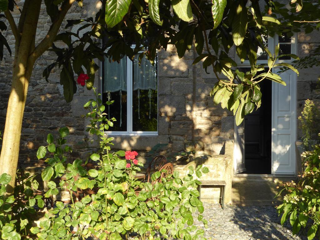 Appartement Des Remparts ดีน็อง ภายนอก รูปภาพ